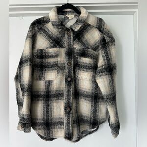 LA hearts oversized shirt jacket